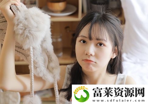 精品蜜桃秘?一區(qū)二區(qū)三區(qū)神秘入口-網(wǎng)友：打開后全是驚喜軟件教程玩法