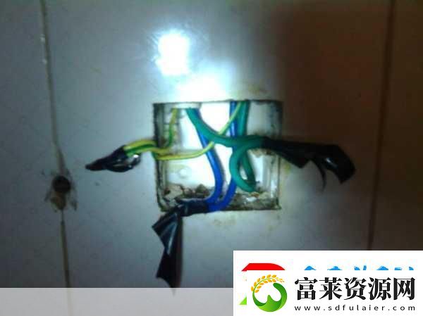 班長成為全班的插座作文