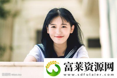 豐滿的女鄰居三級(jí)轉(zhuǎn)變-李靜直言：鄰里關(guān)系不再單純！軟件教程玩法