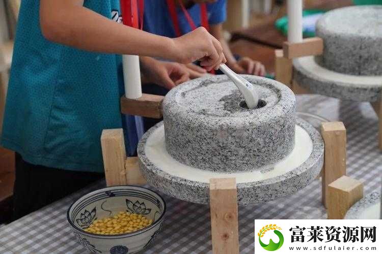 坐在身上磨豆?jié){