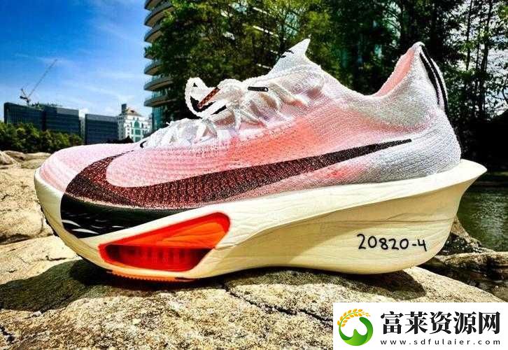 NIKEZOOMFLY3：一款出色的跑鞋軟件教程玩法